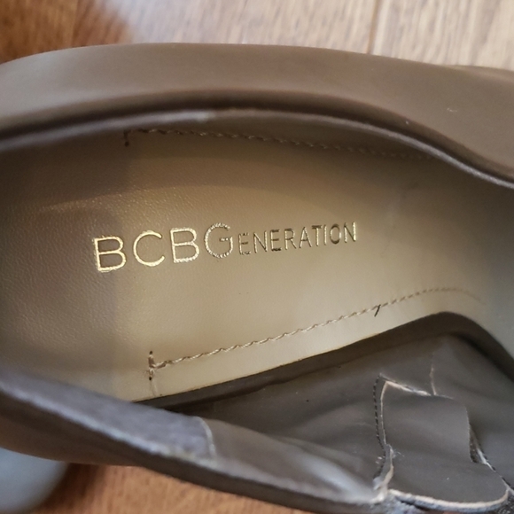 BCBGGENERATION  open toe booties. Size 9 - Picture 3 of 6